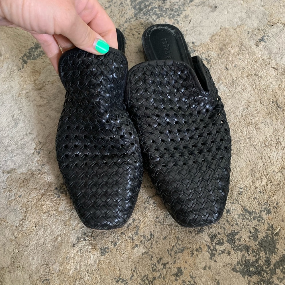 Freda Salvador mules